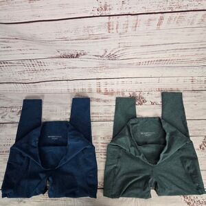 Beyond Yoga Lot of 2 Spacedye Pocket Capri Leggings Sz L HIgh Waisted Blue Green